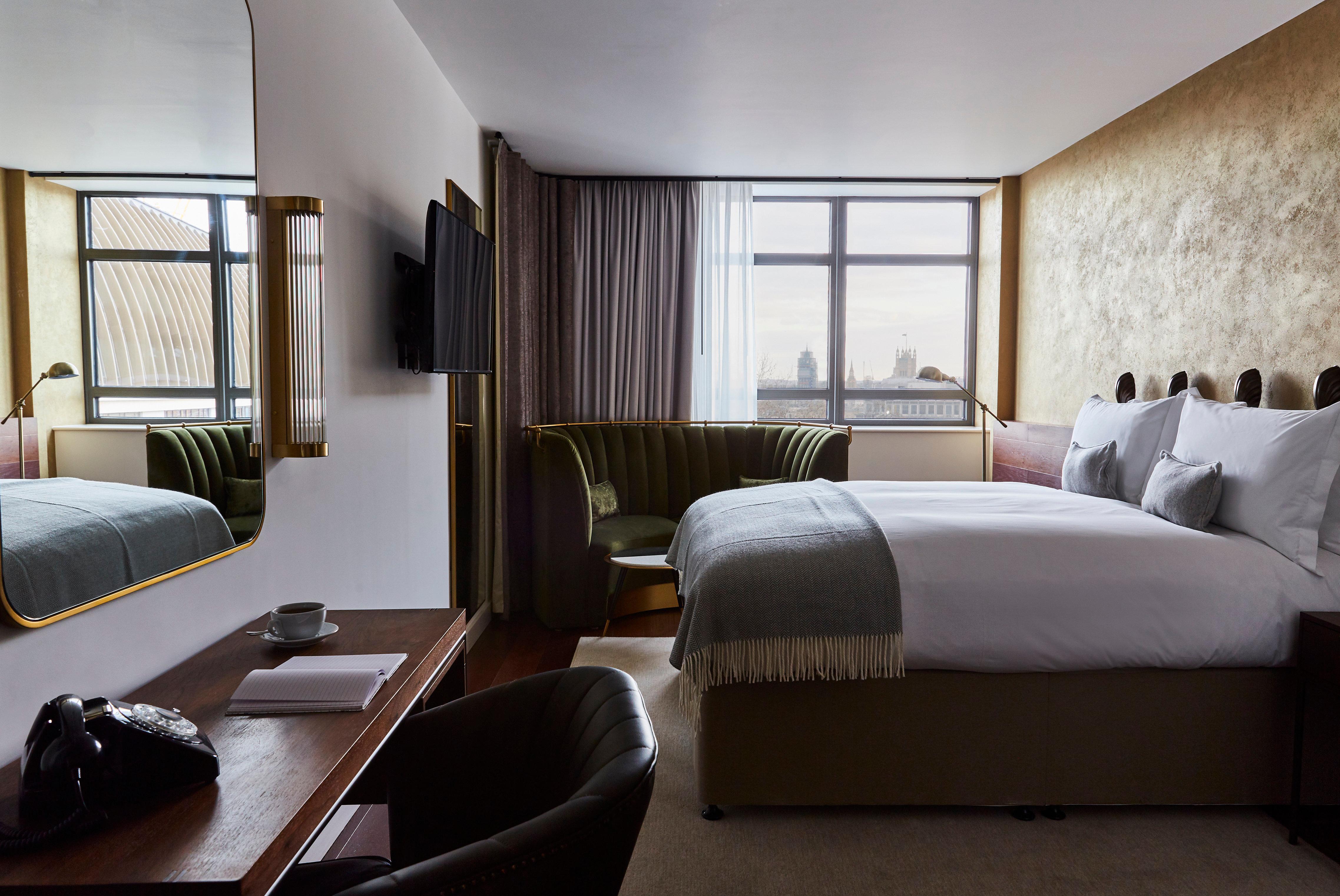 Отель Indigo - 1 Leicester Square By Ihg 4*