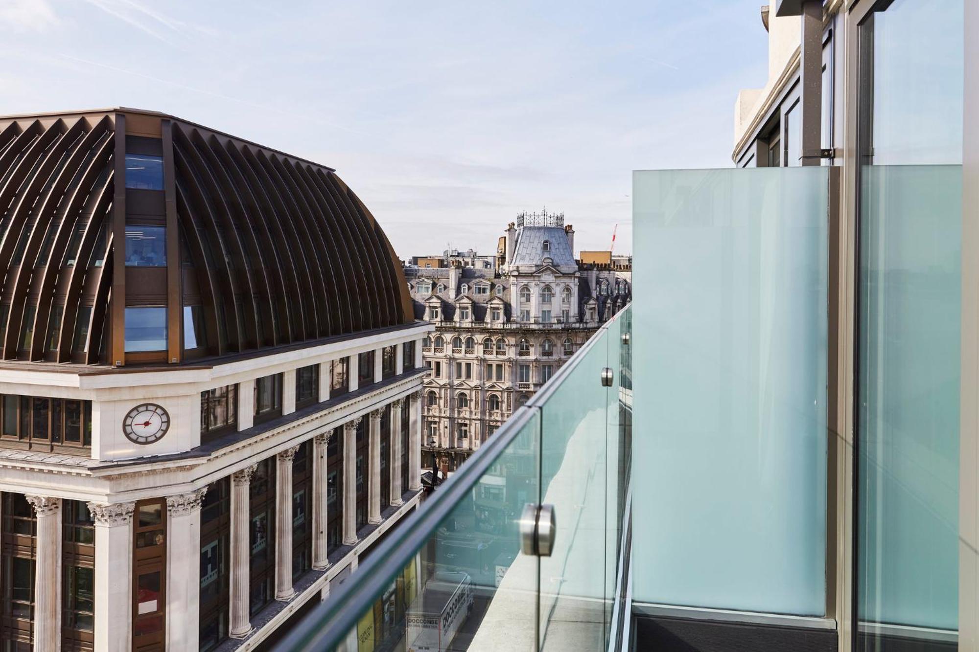 Отель Indigo - 1 Leicester Square By Ihg
